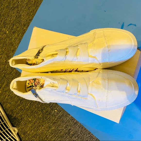 Malibu Blowfish zip up size 11 - Picture 6 of 8